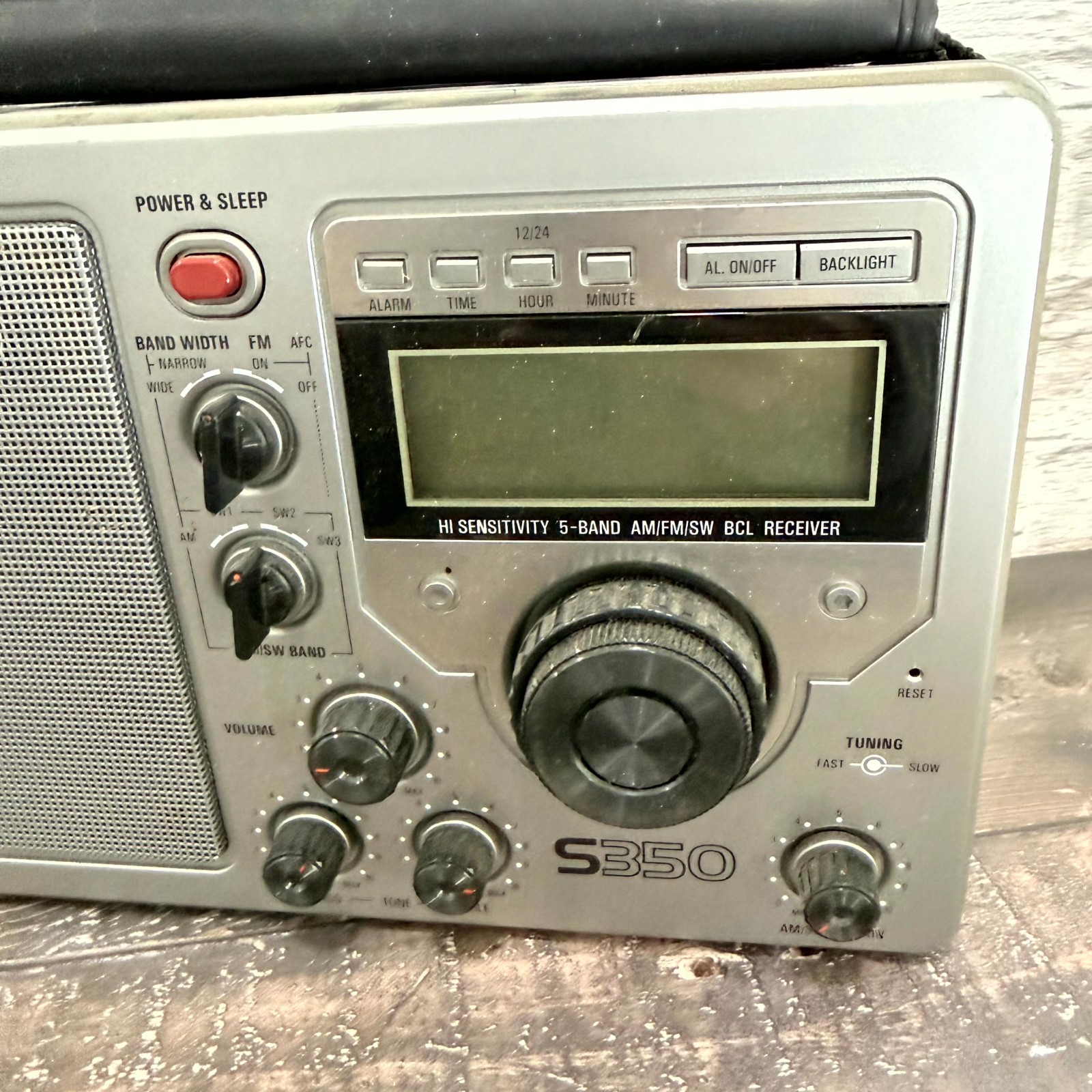 VTG Grundig S350 Short Wave Portable Field Radio AM/FM Built-in Speaker Silver