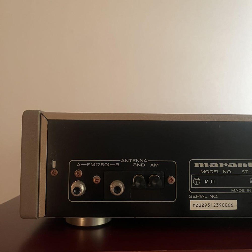 Marantz AM/FM tuner “ST-50”