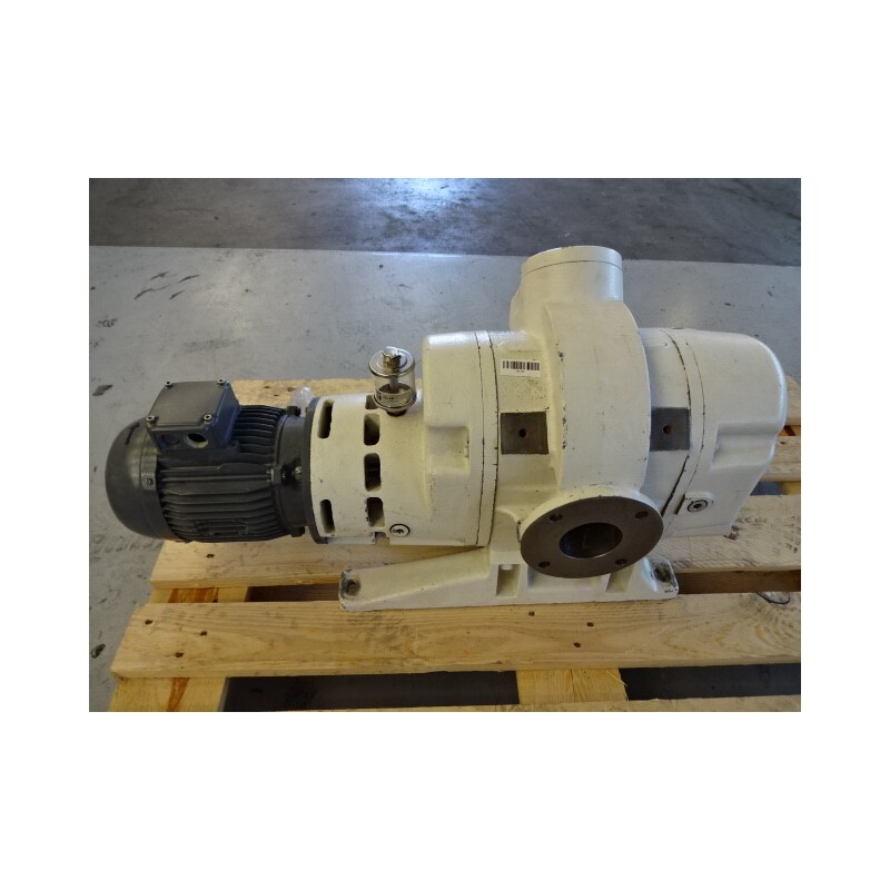 ROOTS VACUUM PUMP LEYBOLD WAU501