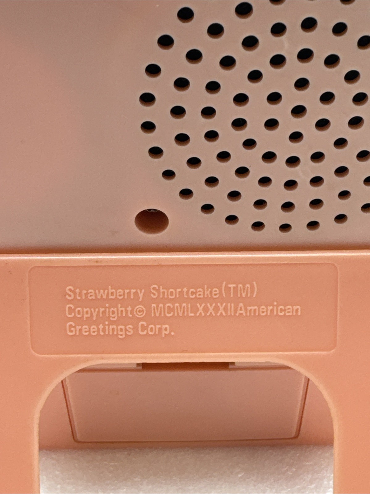 Vintage 1982 American Greetings Strawberry Shortcake Novelty AM Radio Works