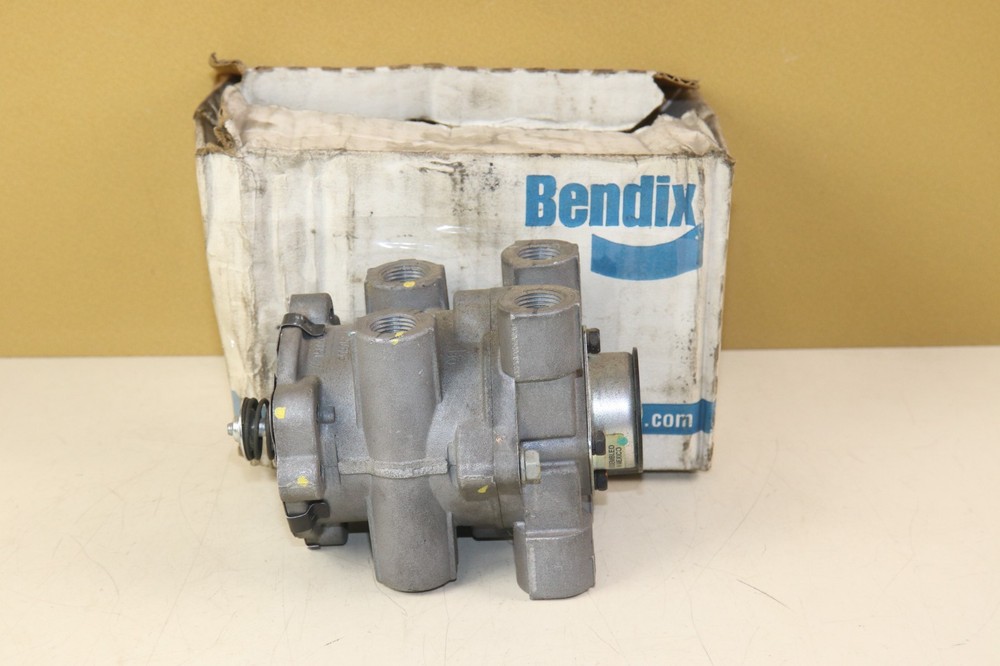 BENDIX E-8P Brake Valve 800629 NEW