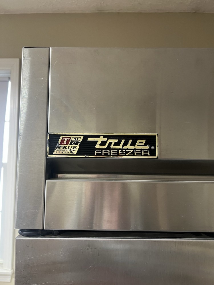 True Freezer 2 Door Freezer