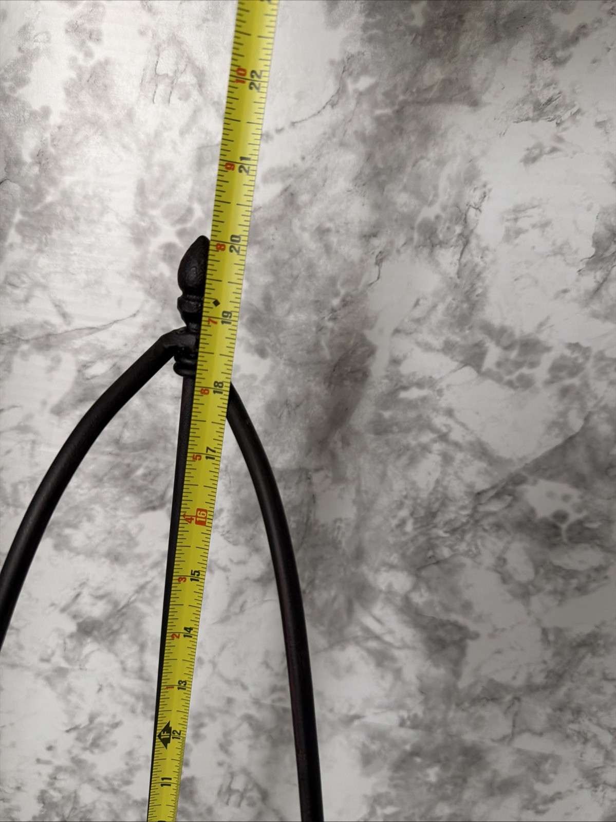 Easel Heavy Duty Large Iron Table Display 20" High