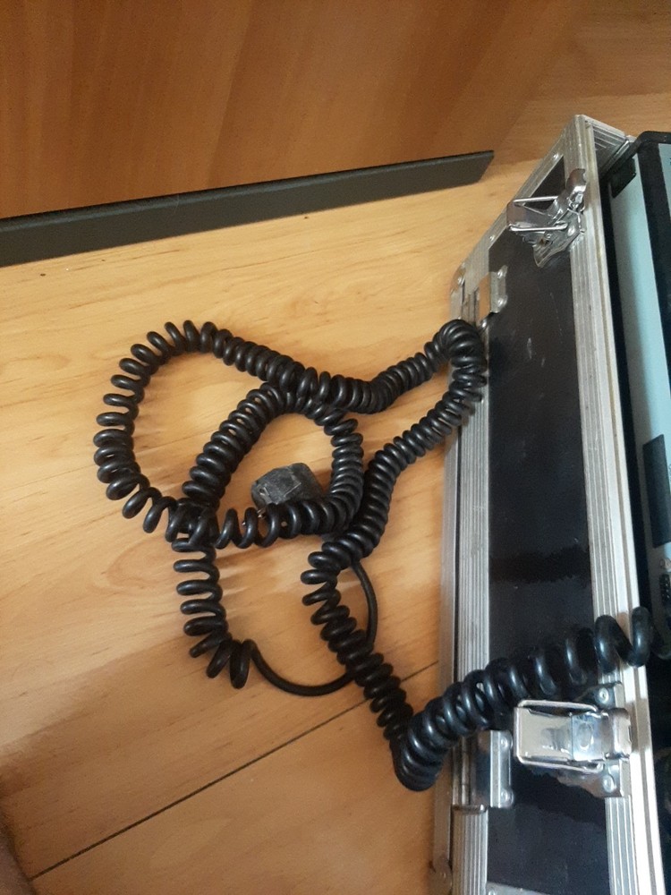 ECOM AMERICA ECOM-A PLUS PORTABLE EMISSION ANALYZER [#A409]