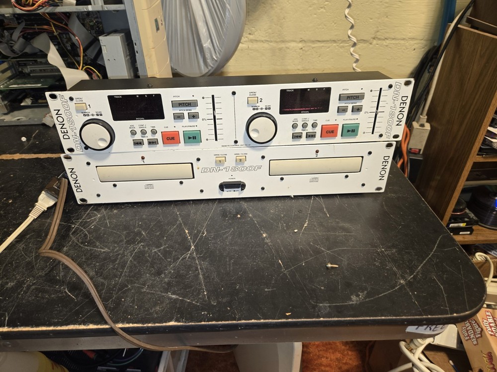 DENON DN-1800F Dual CD Player & Remote Control Unit White -Read