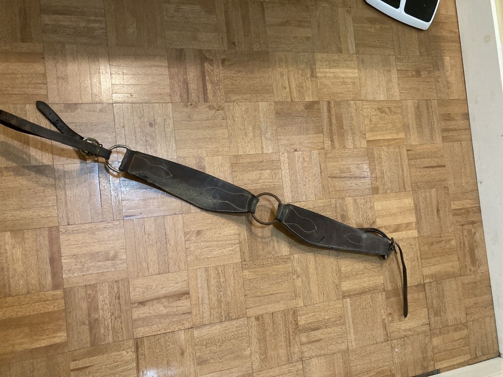 Roughout Leather Tripping Collar