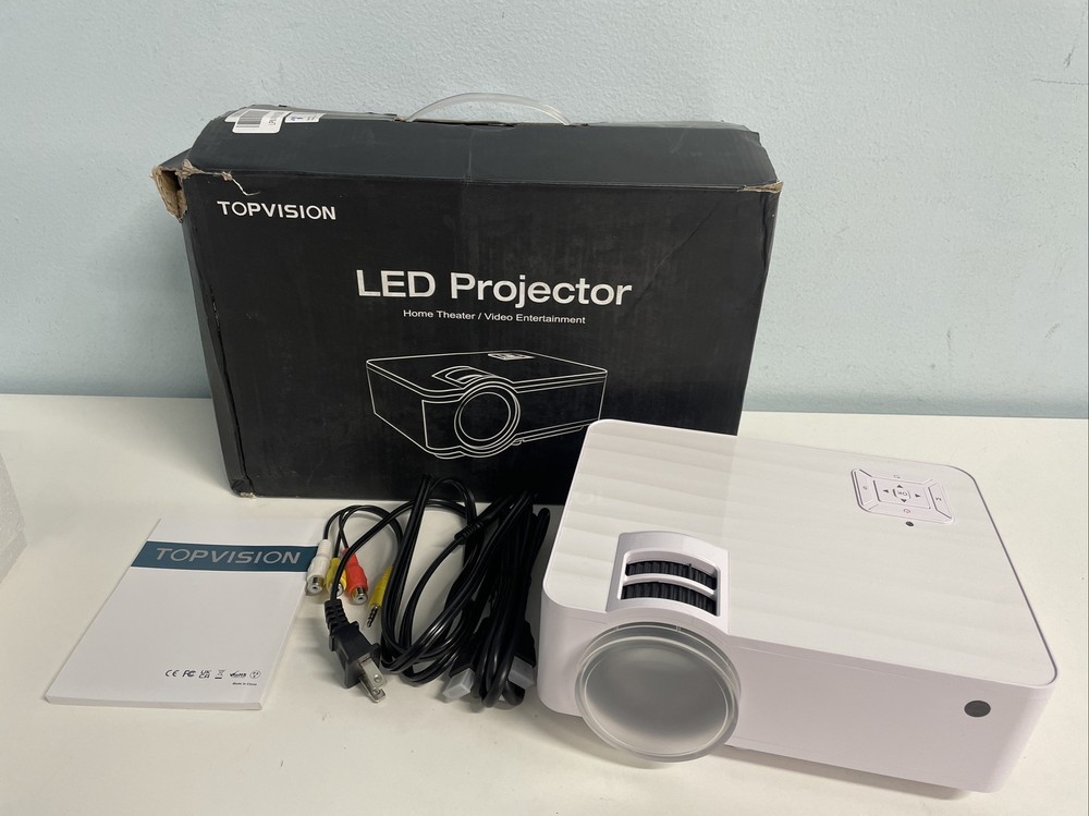 TOPVISION Projector 7500L Portable Mini Projector Return/ Projector only Works G