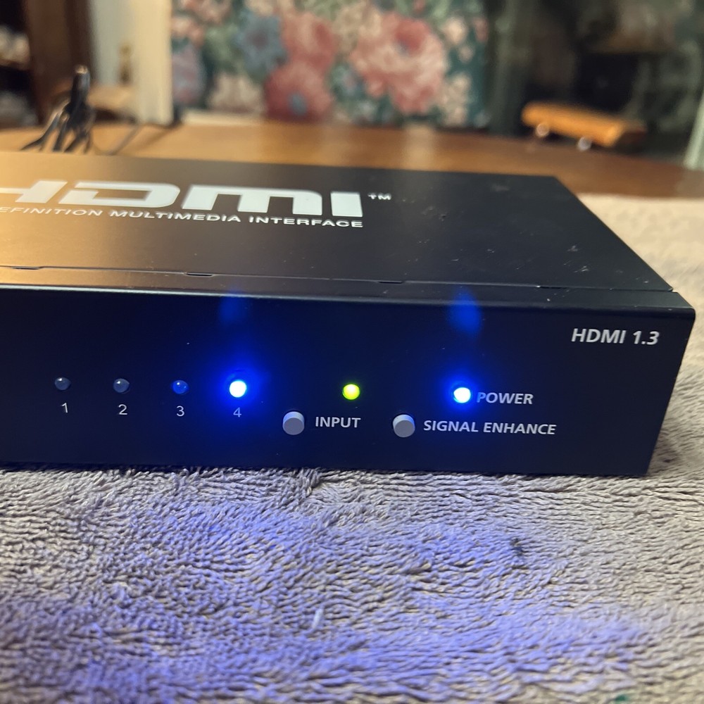 Tributaries Compact HDMI HX410A Switcher