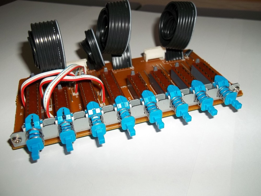 Kenwood GE-1100   Push Button Selector Switch (Input-output/source) YG-437F94V-0