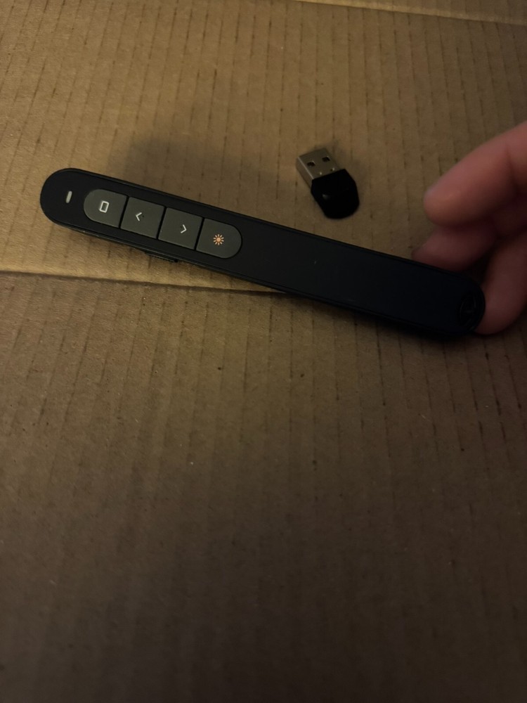 Wireless Presenter Remote Control Page Turning Clicker Pen Office Teaching *Read