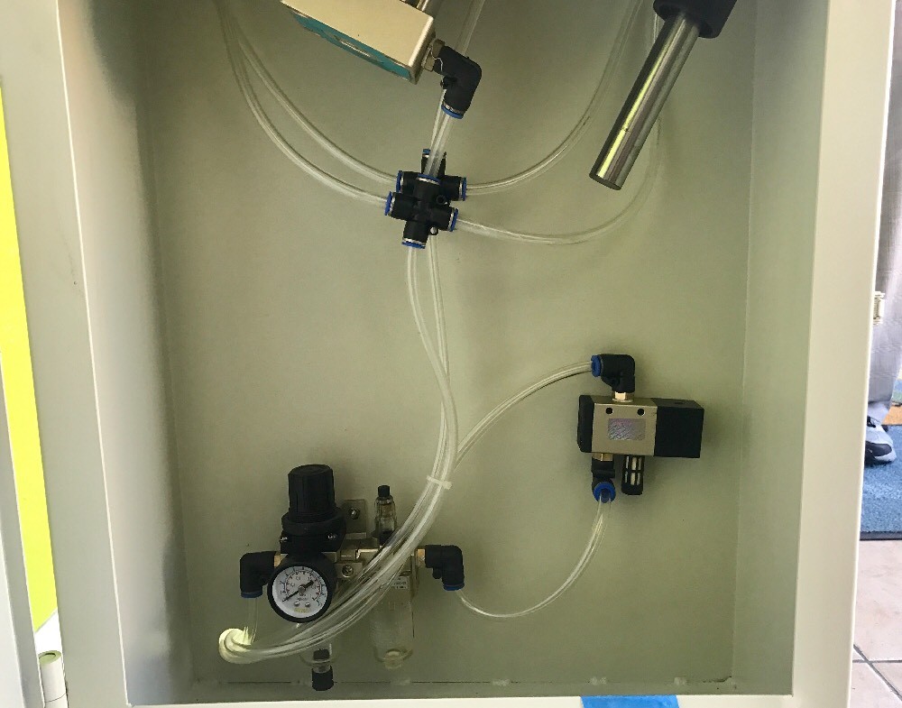 Semi-Automatic Feeding Flip Flops Strap Attaching Machine Only $900