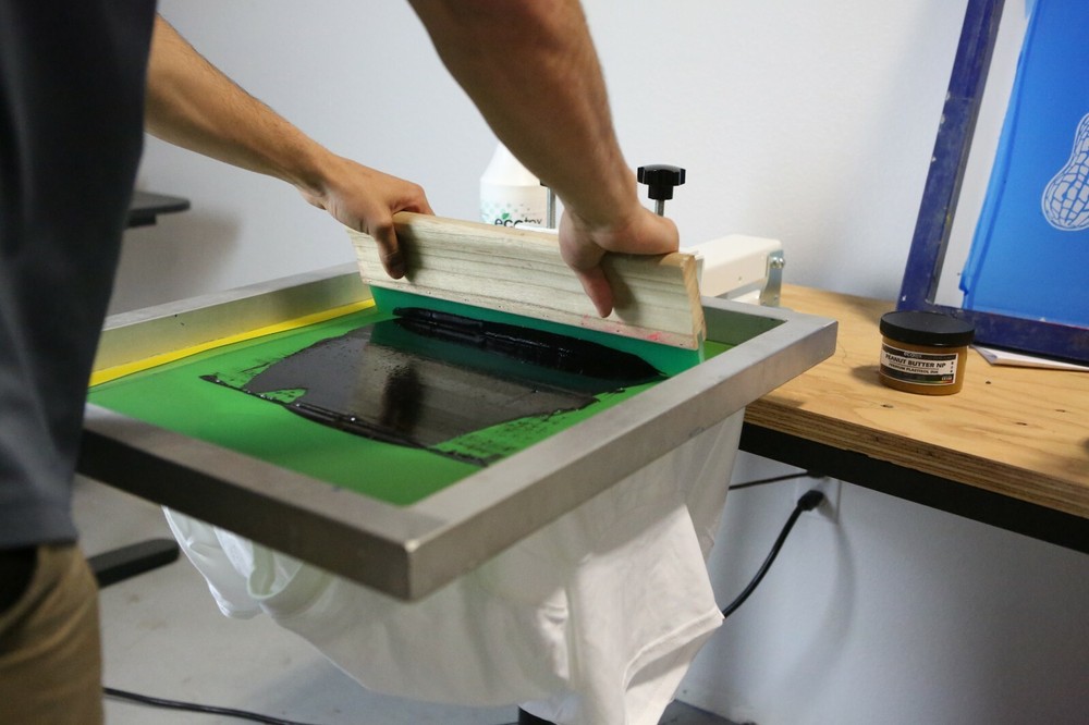 Polyester White - Screen Printing Plastisol Ink - Low Temp Cure 270F - 5 Gallon