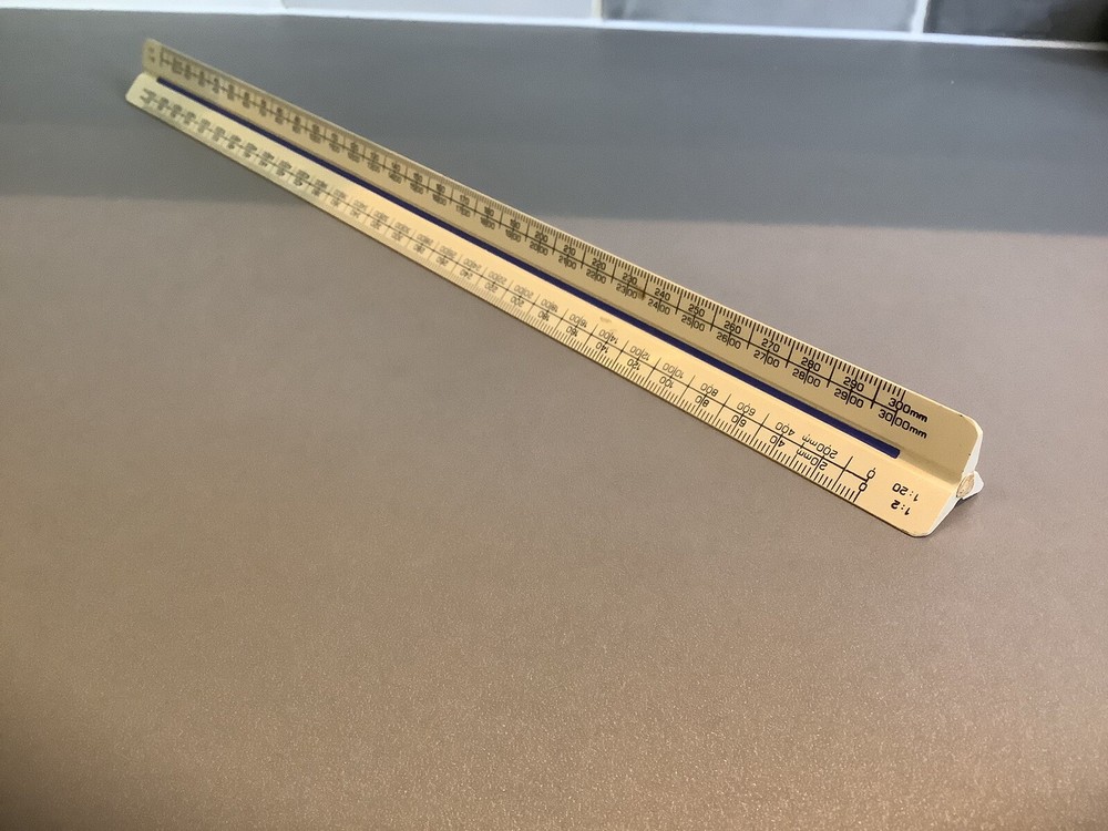 Vintage Blundell Harling Triangular Architects / Engineers Metric Scale Rule