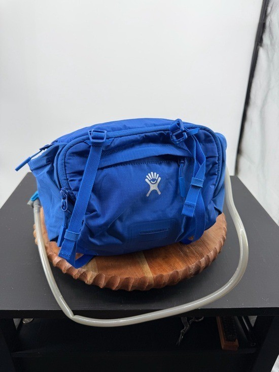 Hydro Flask 5 L Down Shift Hydration Hip Pack Sapphire 5L