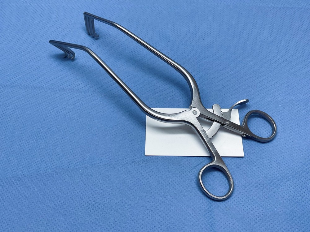 Codman 50-1362 Adson Retractor, 9.5", Angled, 3x3 Sharp Prongs, Germany