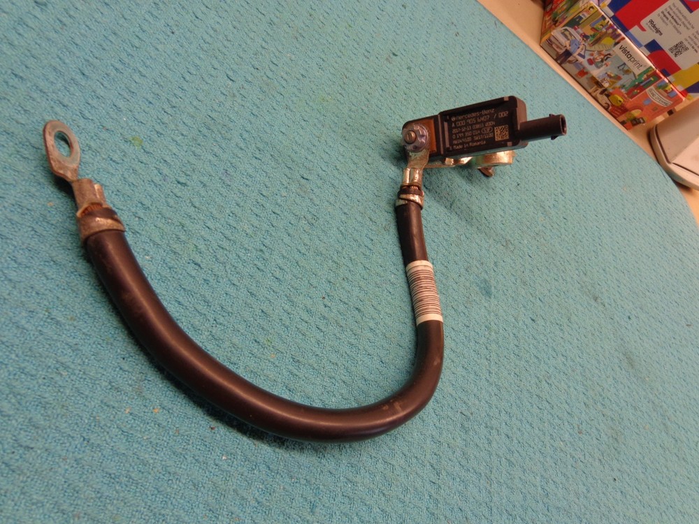 MERCEDES E300 17 18 19 - NEGATIVE BATTERY SENSOR CABLE
