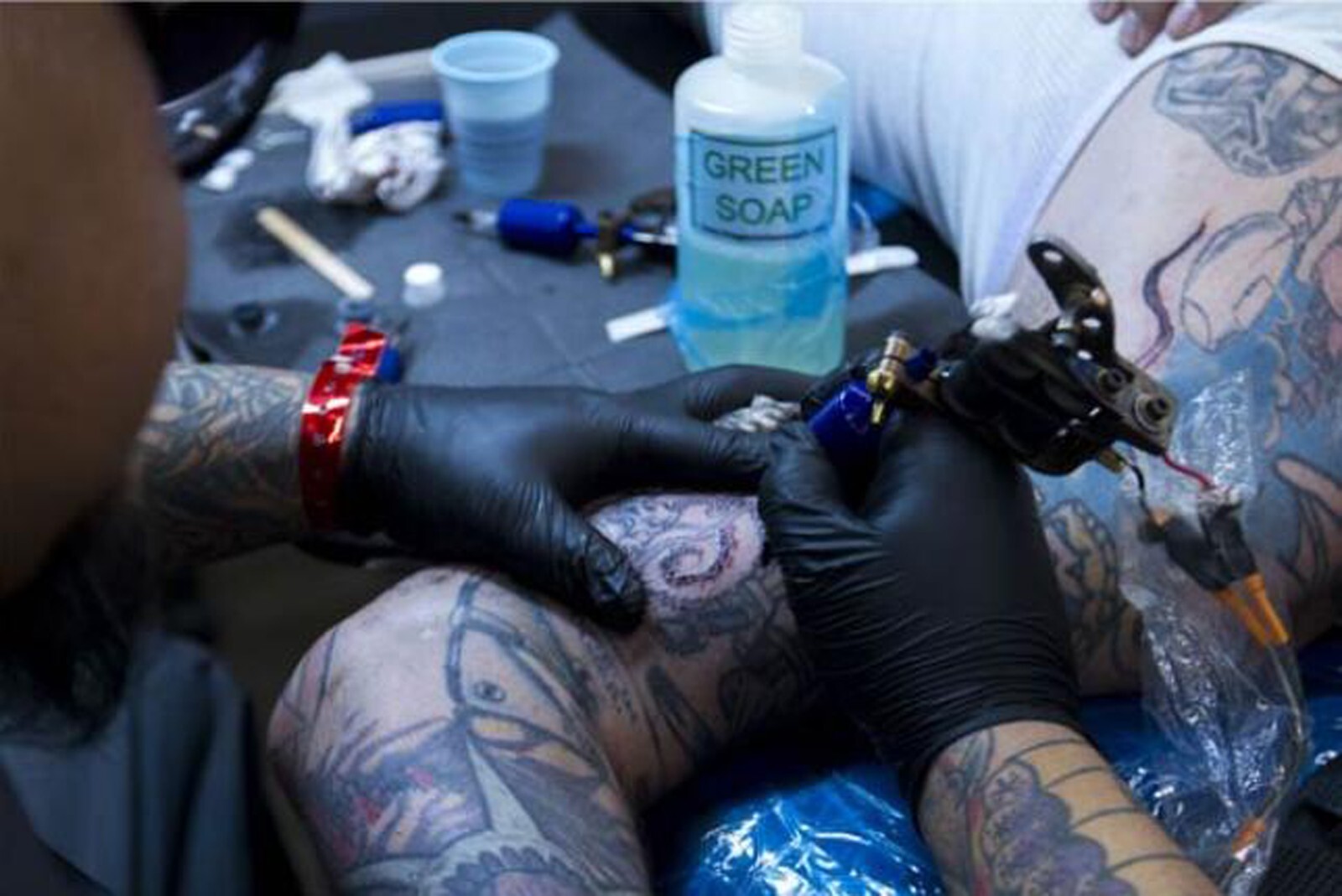 2x 16oz Cosco Green Soap Tattoo Stencil Wash and 1x 16oz Diffuser Squeeze Bottle