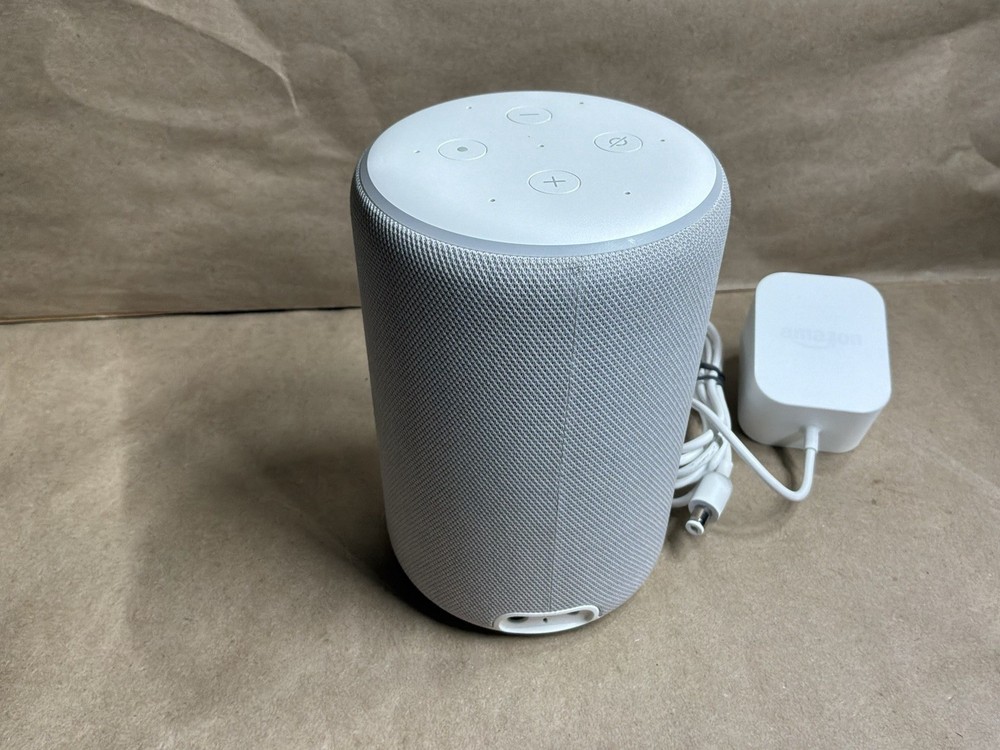 Amazon Alexa Echo 3rd Gen R9P2A5 Smart Speaker White