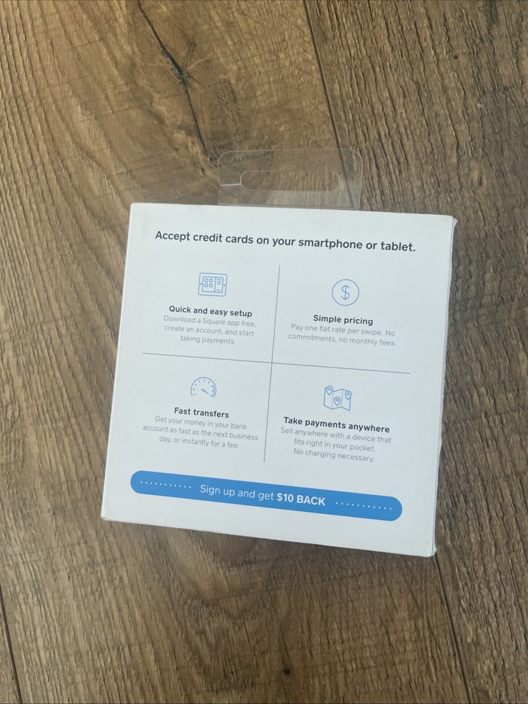 NEW Damaged Box Square Credit Card Reader for iPhone, iPad Android