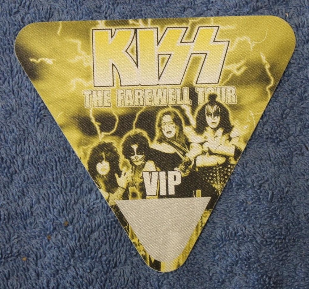 Vintage & Genuine KISS FAREWELL TOUR PERRI Satin Backstage Pass VIP YELLOW
