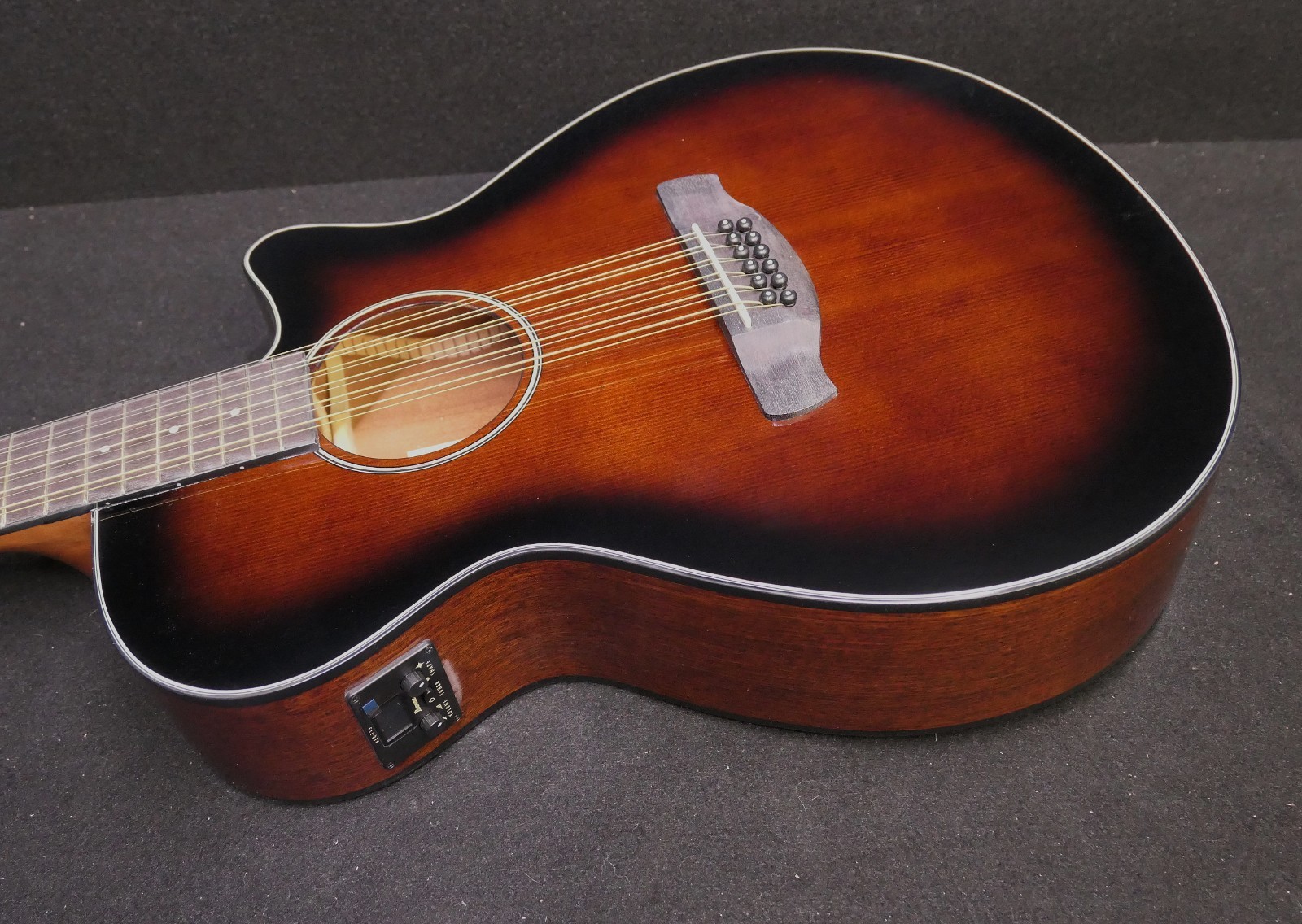 IBANEZ AEG5012 DVH 12 STRING Acoustic-Electric Active EQ VINTAGE SUNBURST