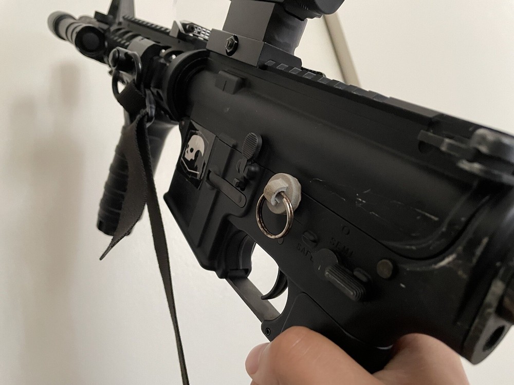 Universal Charm/Keychain Base Gen 1