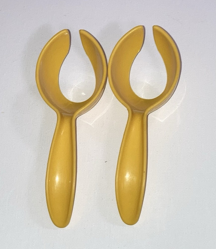 Tupperware Yellow Egg Lifter Scoops Easter Egg Coloring Tools - Set of 2