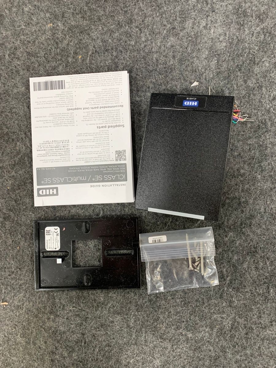 HID 920NTPNEK000FA iCLASS SE R40 Smart Card Reader, Wall Switch