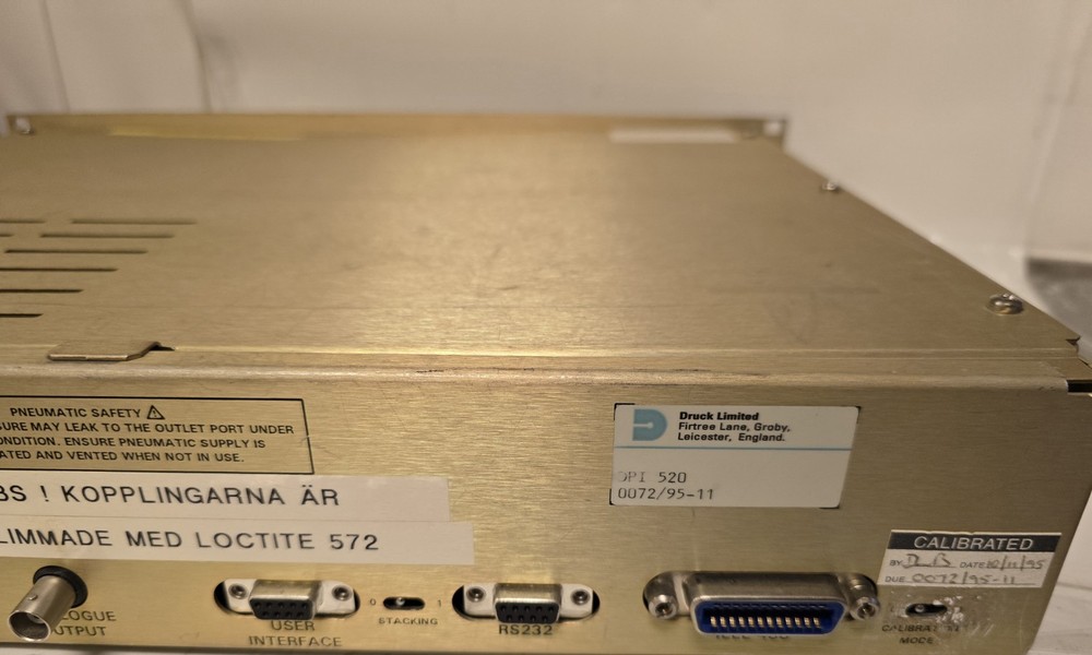 DRUCK DPI 520 Pressure Controller