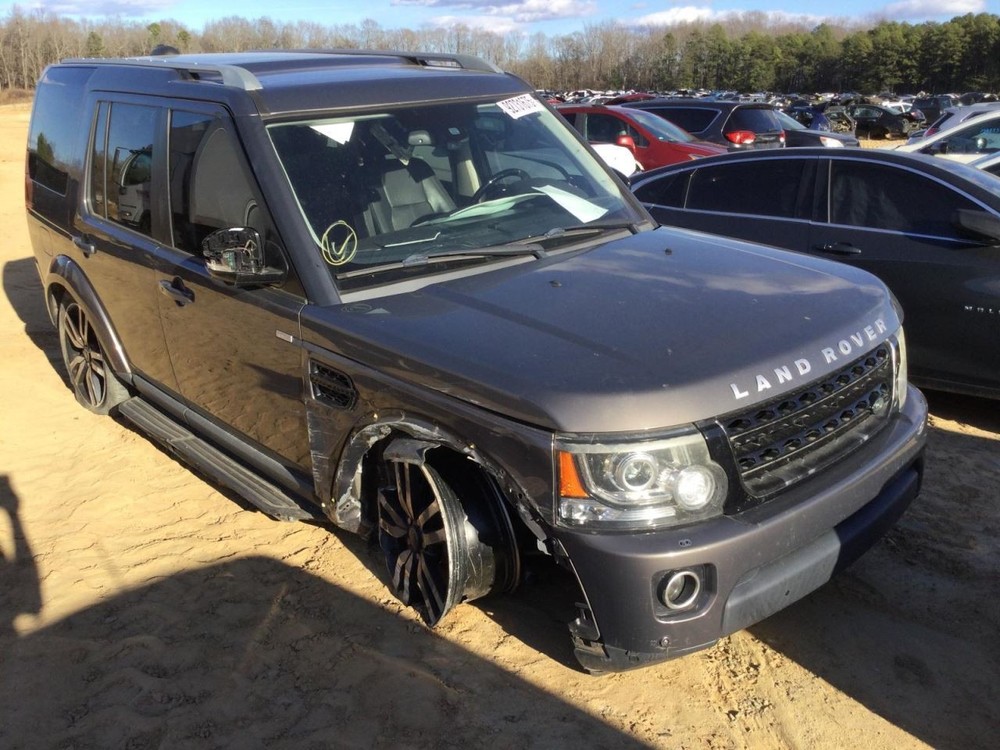 LR4 2016 Glove Box 4915510