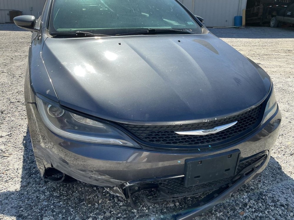 200 2015 Glove Box 4997899