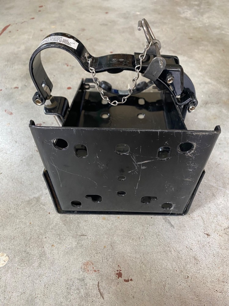 Metal Vehicle Fire Extinguisher Bracket