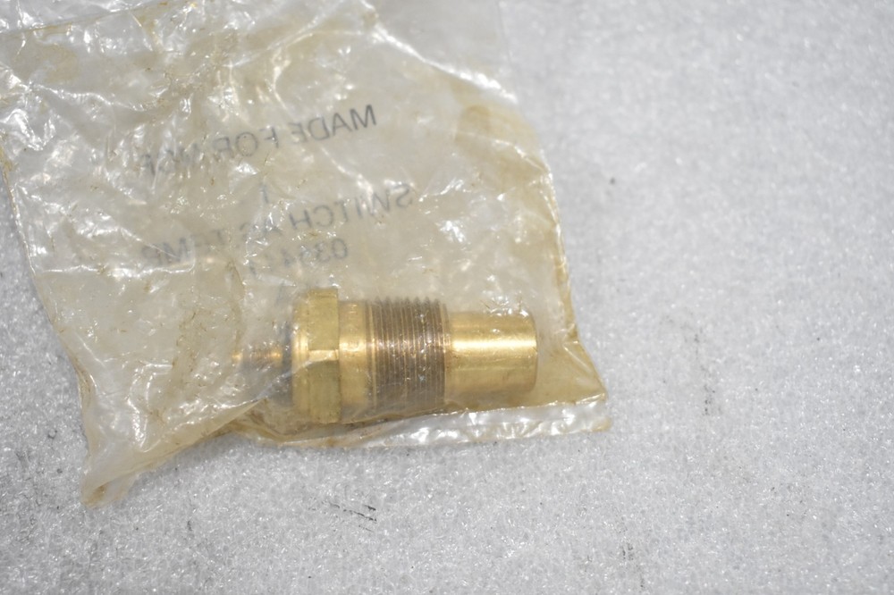 CAT CATERPILLAR 0354113 TEMPERATURE SWITCH ASSEMBLY