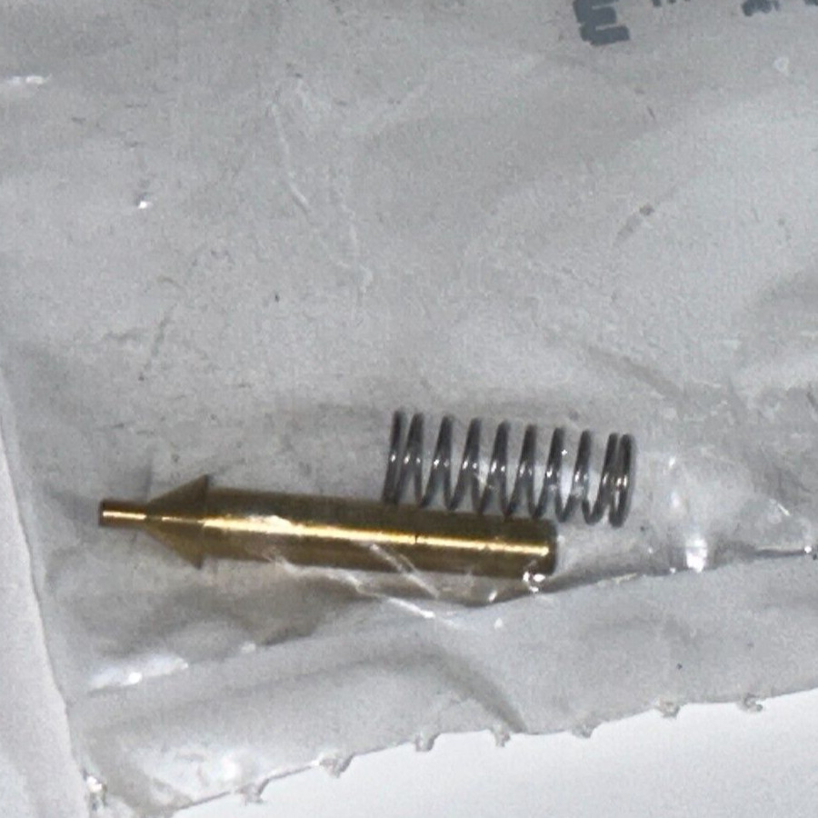 NEW BINKS 80-25 , 80-26 VALVE AND SPRING COMBO PACKAGE (D435)