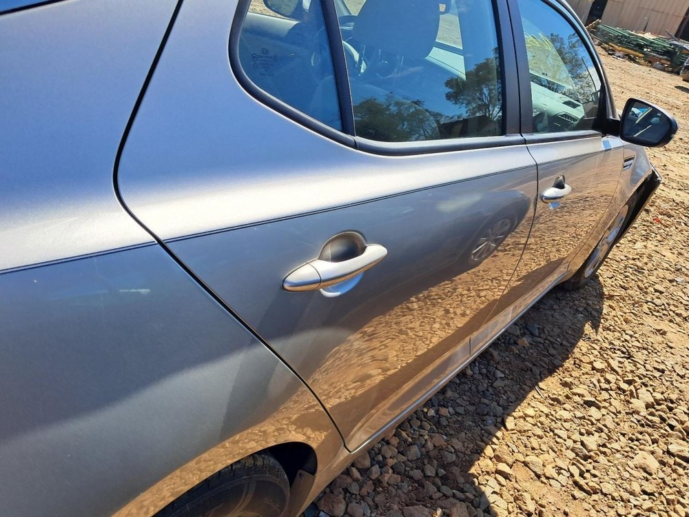 OPTIMAKIA 2011 Glove Box 4809367