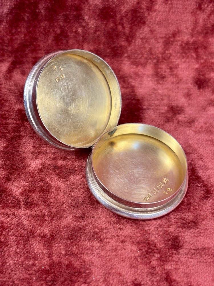A Charming Circular Solid Silver Hallmarked Pill Box. Birmingham