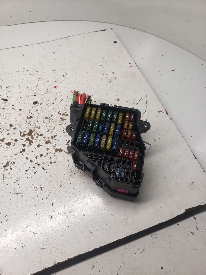 Used Fuse Box Engine fits: 2004 Audi A4 engine compartment Grade A