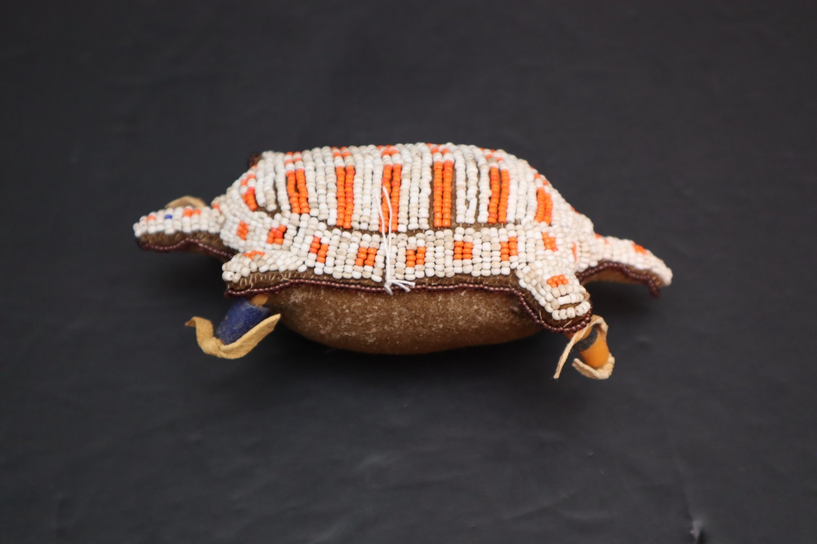 HAND MADE NATIVE AMERICAN BEADED LEATHER FETISH, TURTLE AMULET VINTAGE