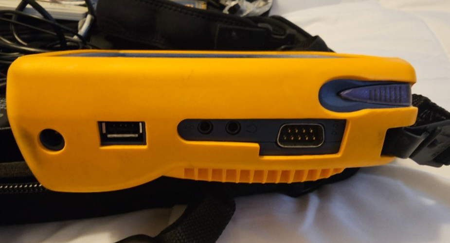 Fluke Networks EtherScope Series II Network Assistant W/ Case & Accessories