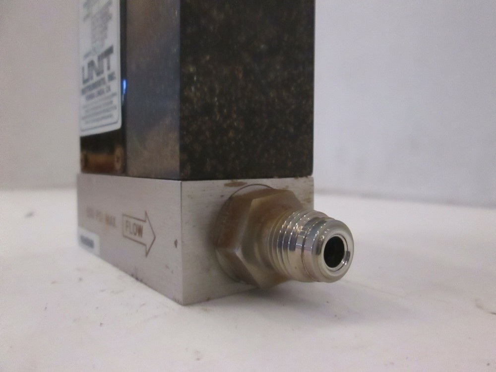 Unit UFC-1110A, Mass Flow Controller, 12 SLM, O2, Used