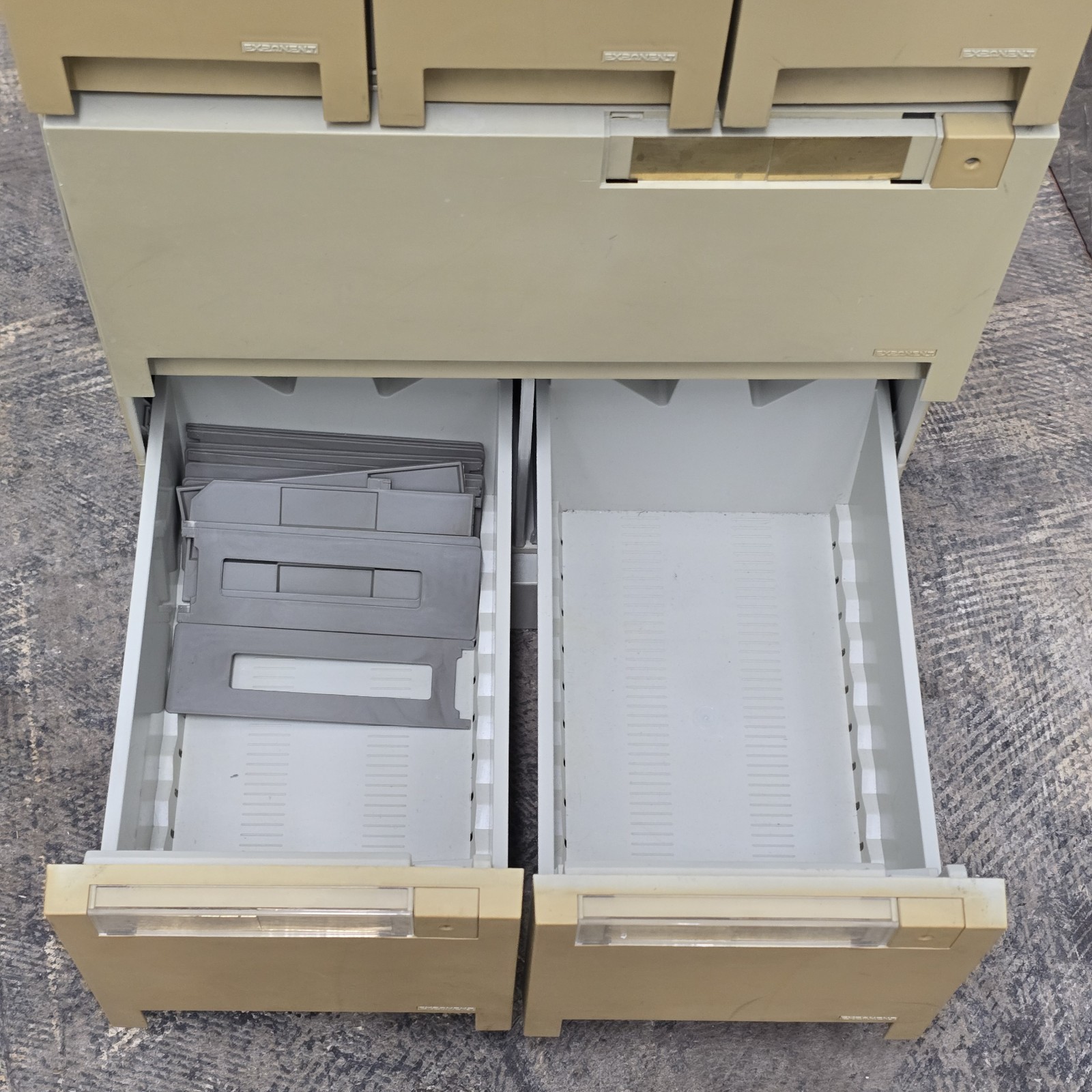 Exponent Vintage 9 Drawer Media Storage 3.5" & 5.25" Floppy Disk 1988 Italy