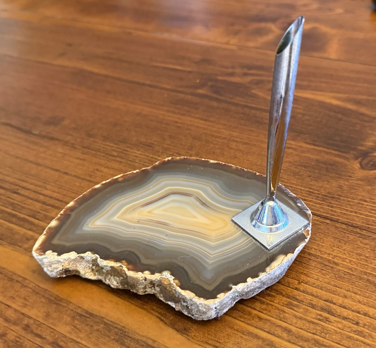 Vtg Polished Agate Slice W/Layers Desk Pen Holder W/Felt Bottom Rock Rimmed GC