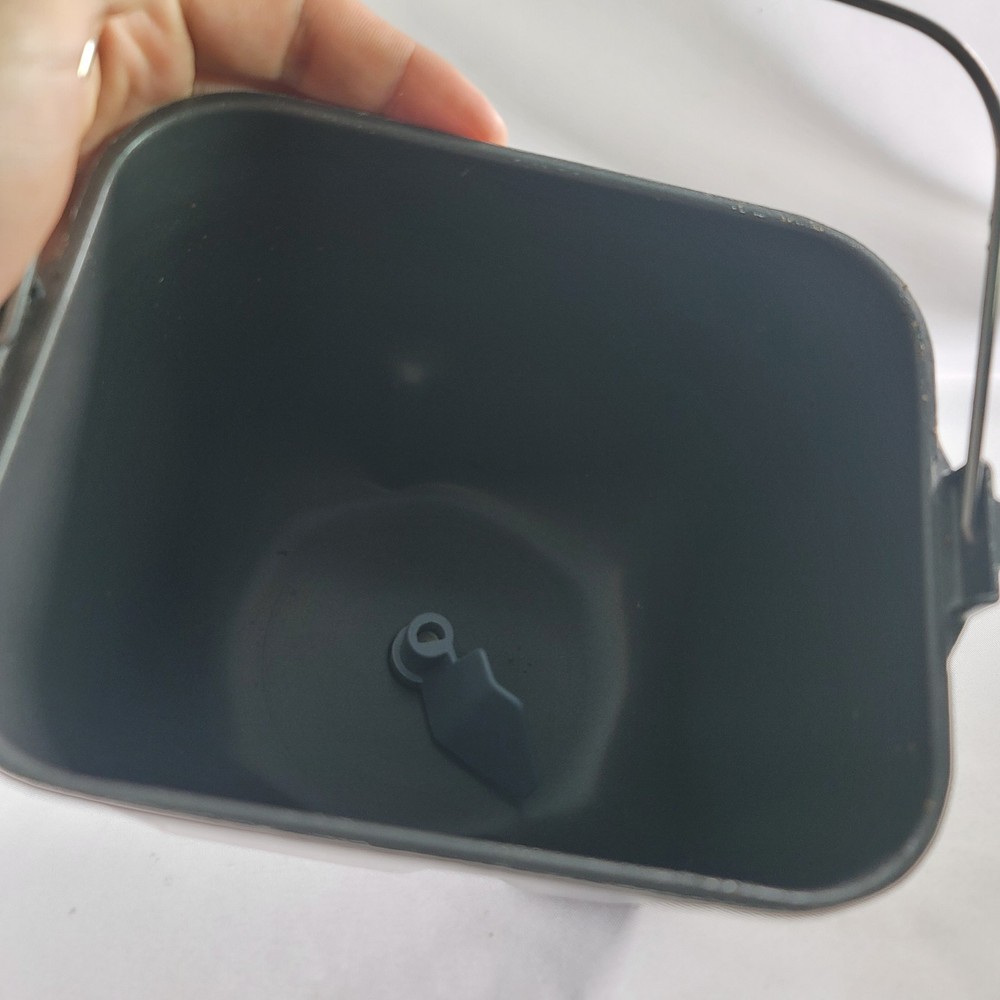 Breadman Bread Maker Pan & Paddle Only for Machine Model TR444 Replacement Part