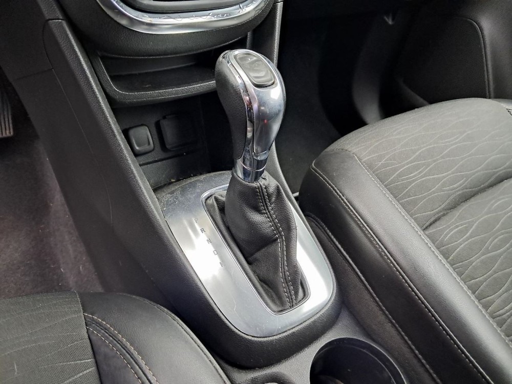 ENCORE 2016 Glove Box 4743216