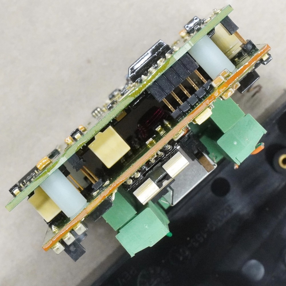 HID 82000BKE EdgePlus E400 Access Control Controller