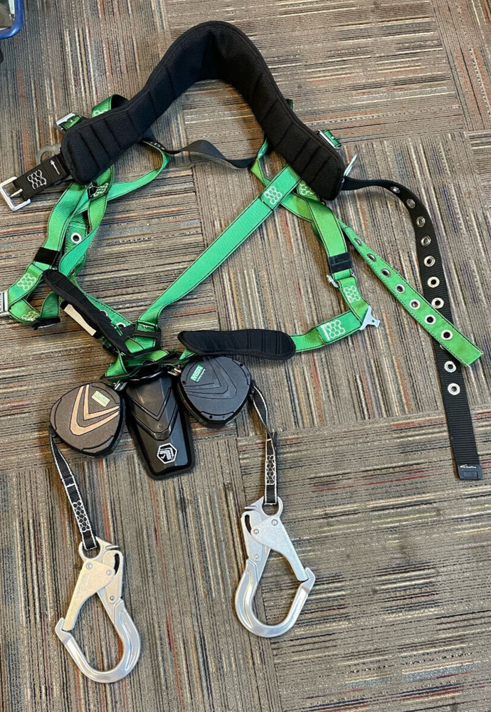 MSA Safety Harness and Fall Limiter - 10207735