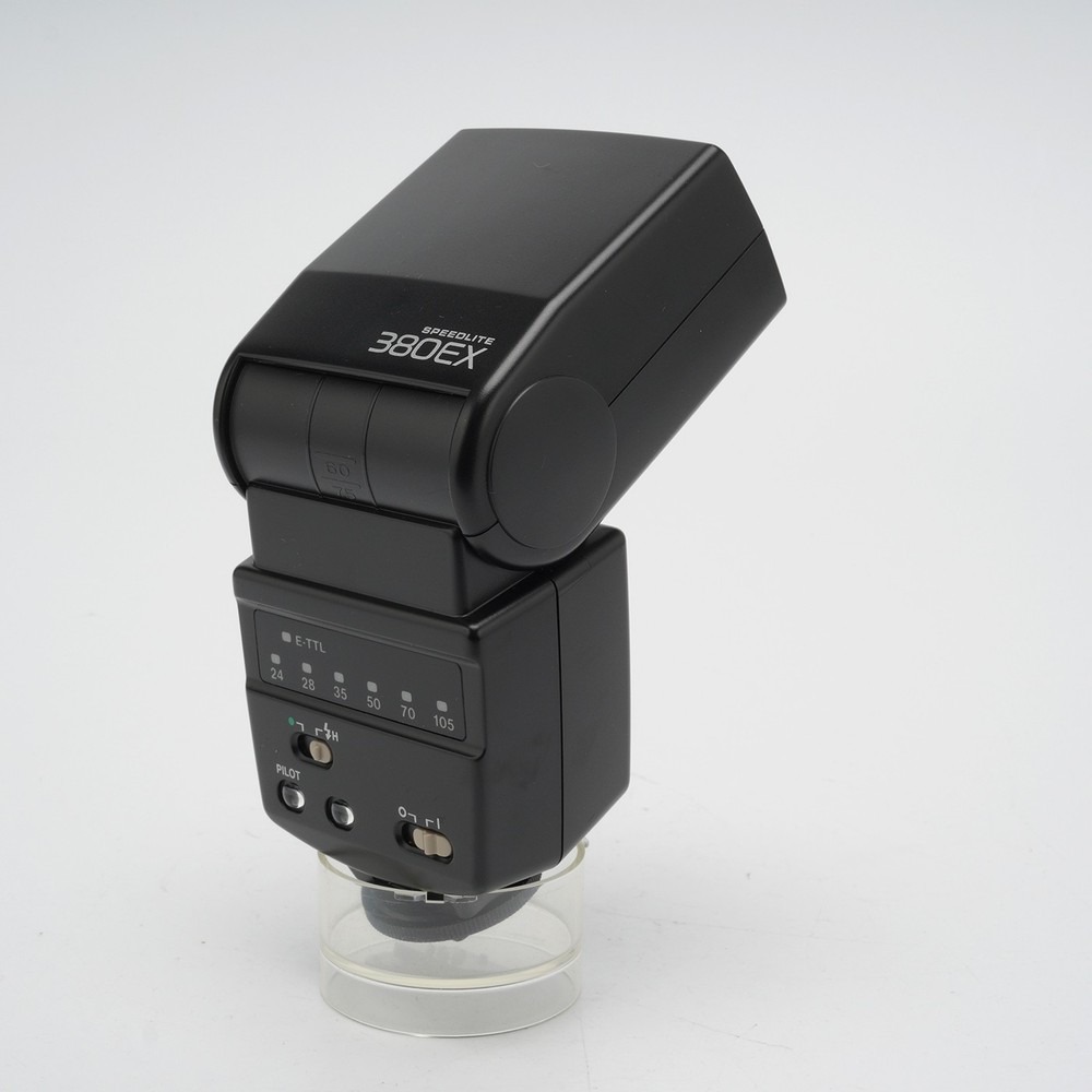 Canon 380EX Speedlite E-TTL Flash