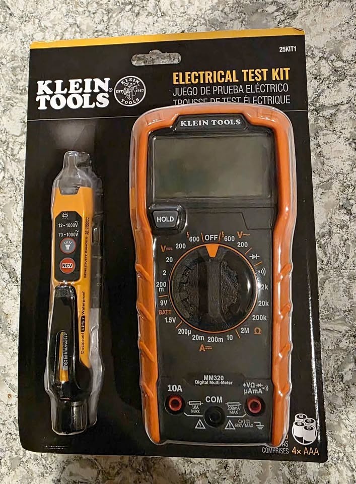 Klein Tools Digital Multimeter and Non-Contact Voltage Tester Set MM320 - 25KIT1