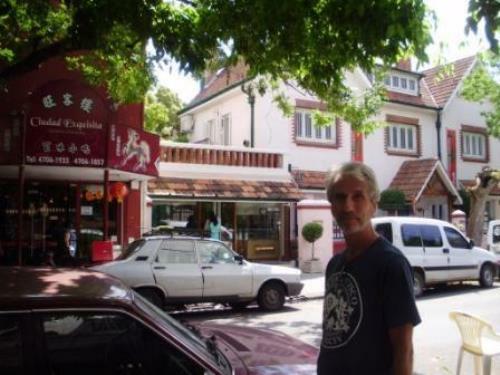 PROFESSIONAL TOURIST
