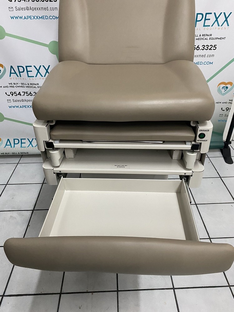 UMF 4070 Power Table , Foot & Hand Controls